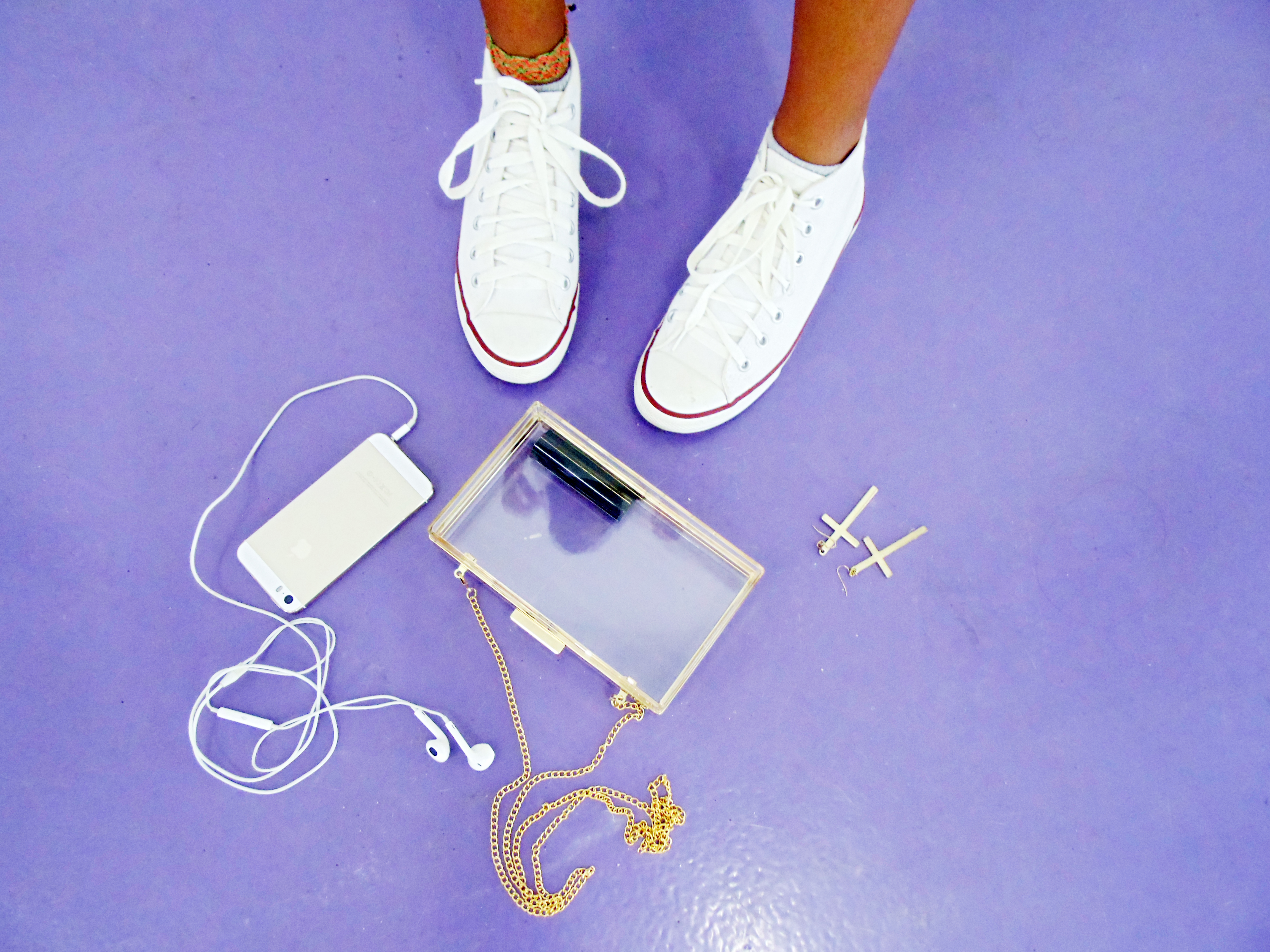 look_tendencialist_white_dress_vestido_midi_branco_forever_21_colete_jeans_all_star_5